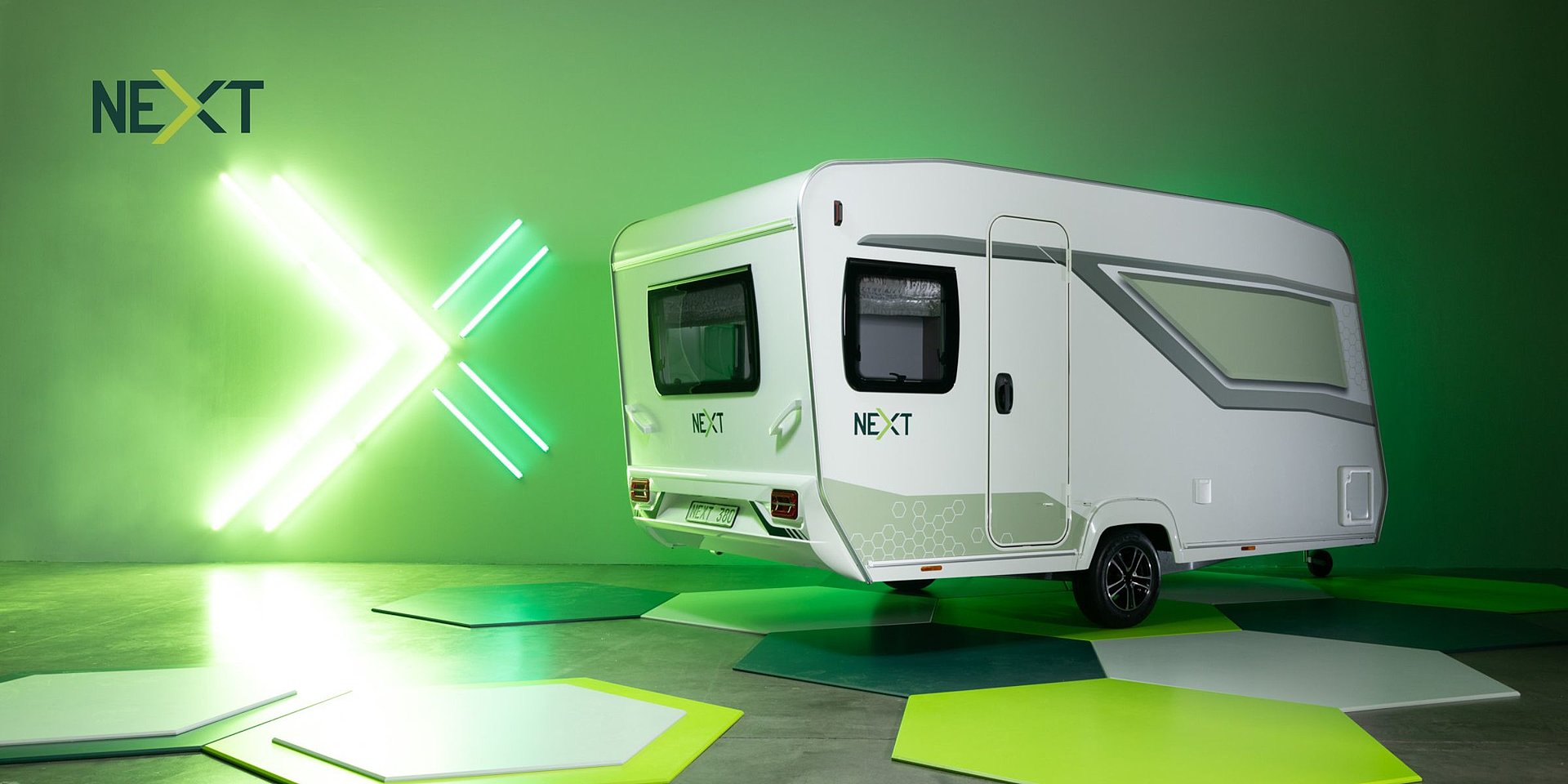 NEXT Generation Camping -   "Einsteigen, ankommen, genießen" – der NEXT 380 von Fendt-Caravan! Minimalistisch, mit nur 1.000 kg Gesamtmasse und ideal für kleine Zugfahrzeuge & E-Autos. Jetzt entdecken und den neuen Campingtrend erleben! 